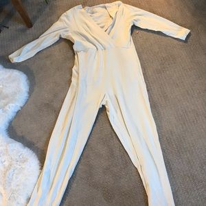 Flawless bran new cute white romper for any occasion super comfy.